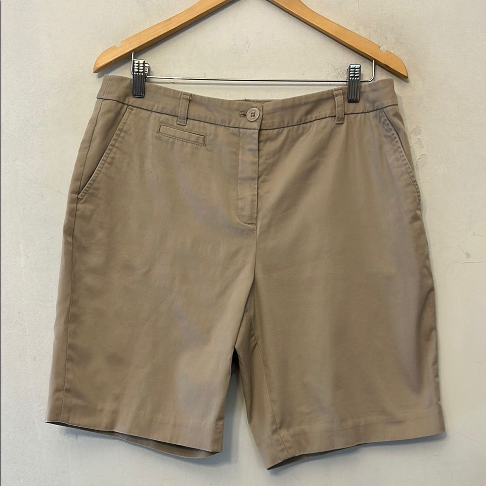 Jones New York Classic Tan Women's Shorts Stretch Size 12 EUC
